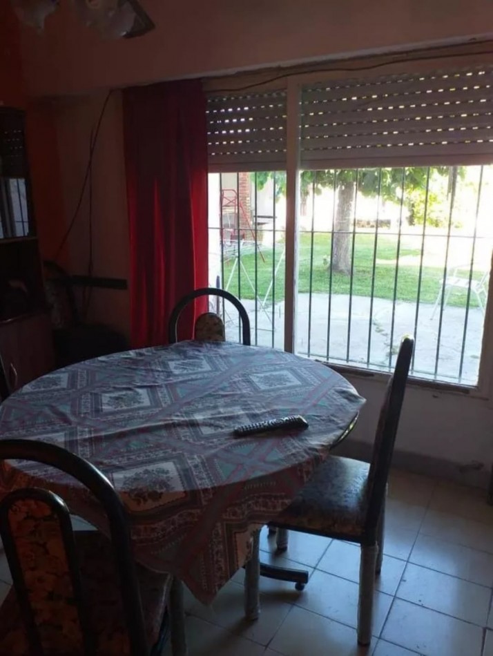 CASA DE 4 AMBIENTES EN VENTA EN VILLA TESEI
