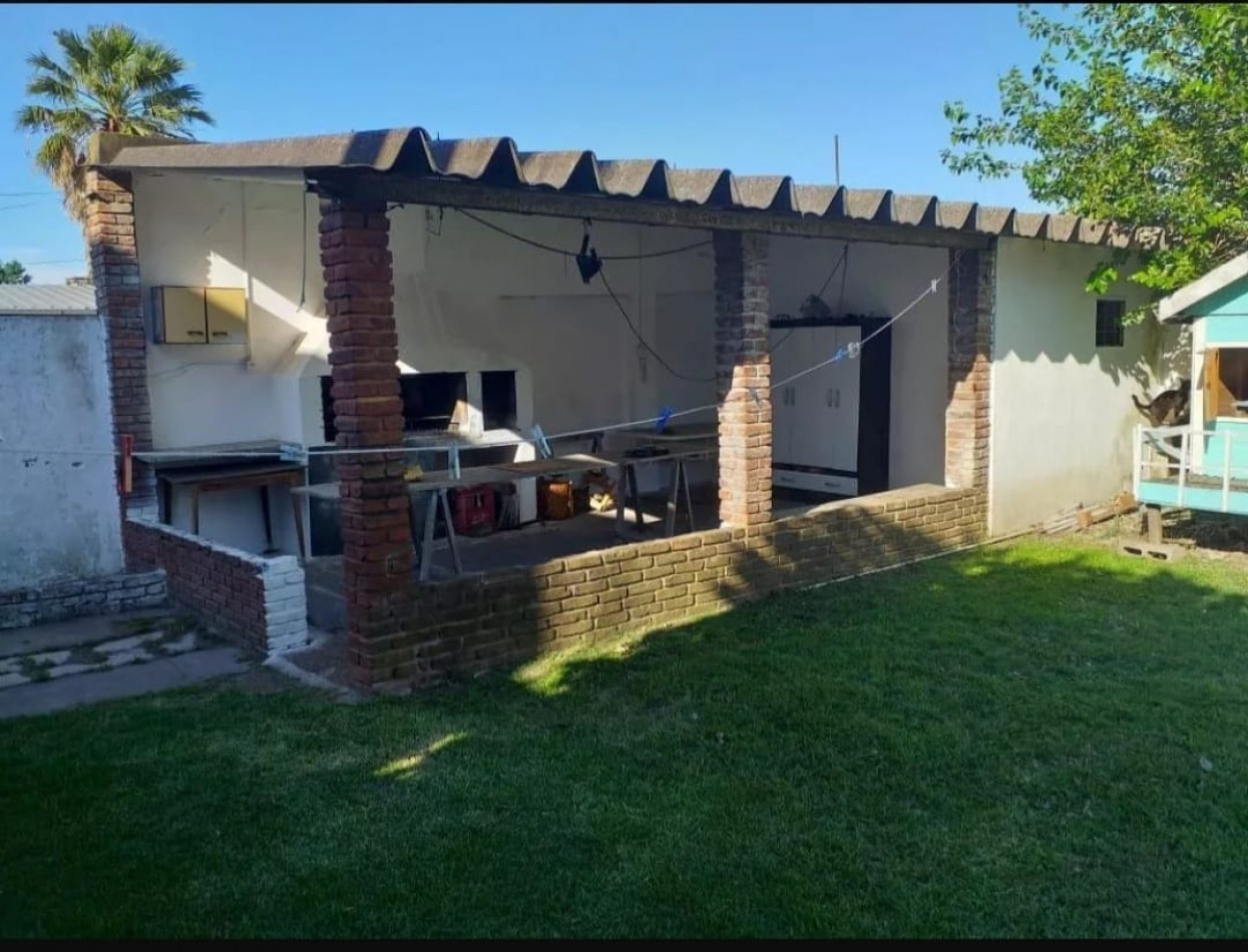 CASA DE 4 AMBIENTES EN VENTA EN VILLA TESEI
