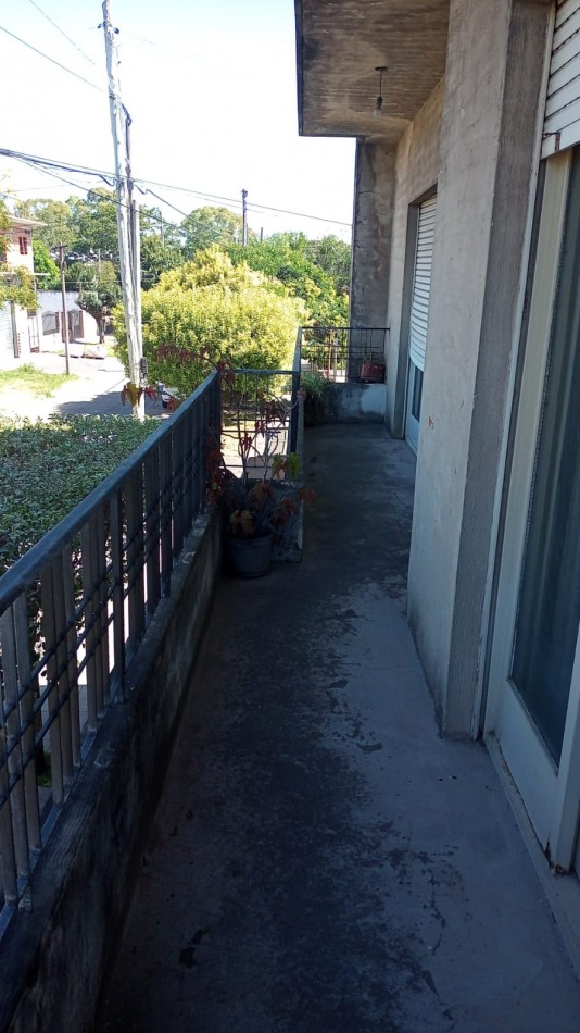 VENTA de casa multifamiliar en Tapiales