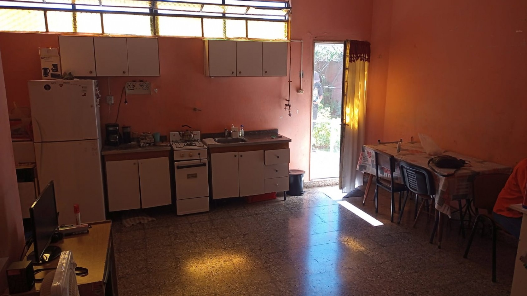VENTA de casa multifamiliar en Tapiales