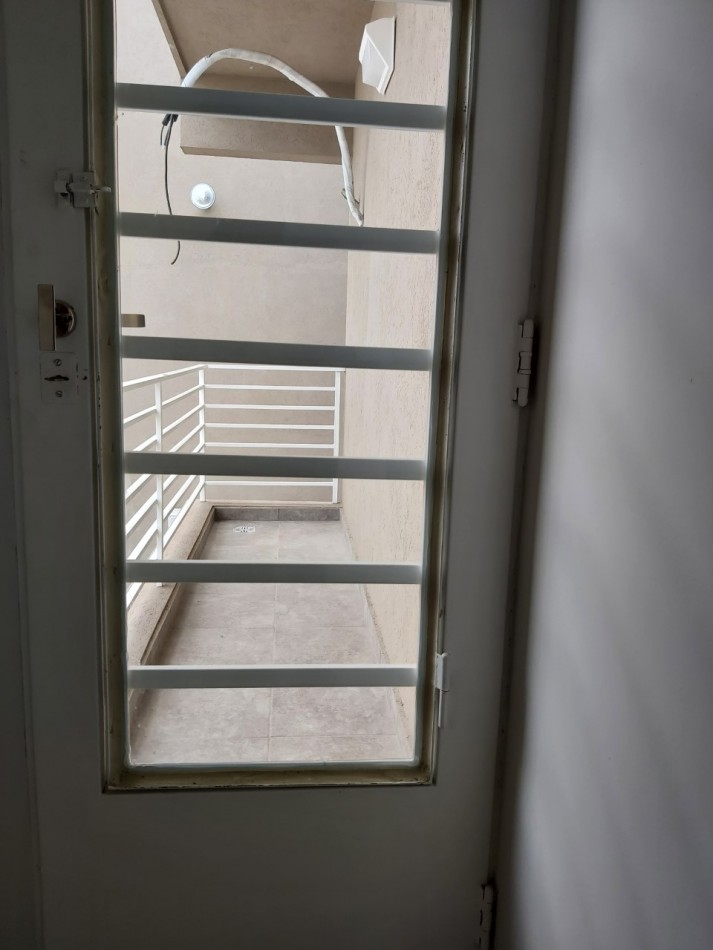 VENTA de departamento monoambiente en san justo