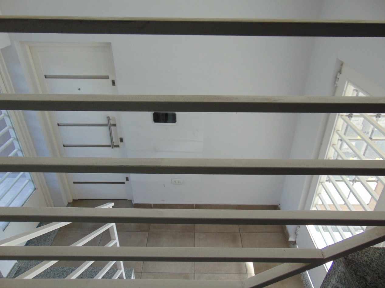 VENTA de departamento monoambiente en san justo