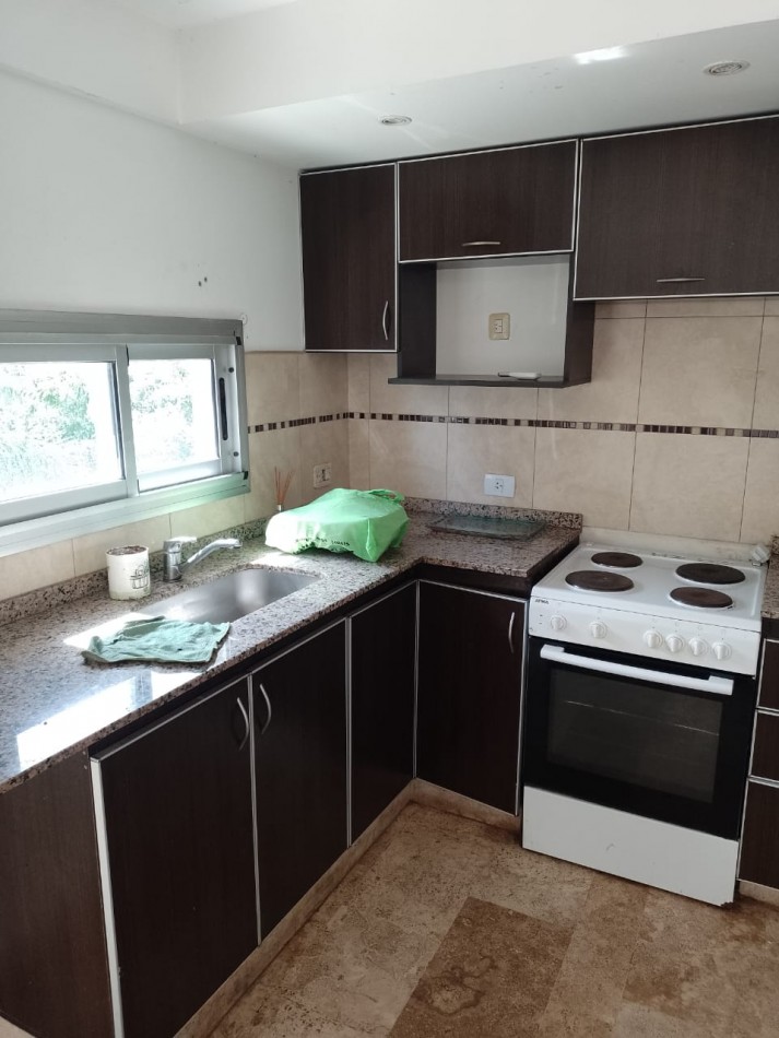 VENTA 2 AMBIENTES EN MORON