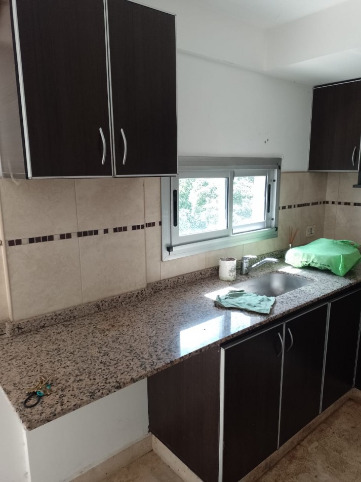 VENTA 2 AMBIENTES EN MORON