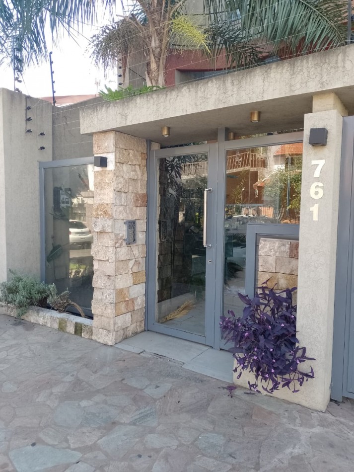 VENTA 2 AMBIENTES EN MORON