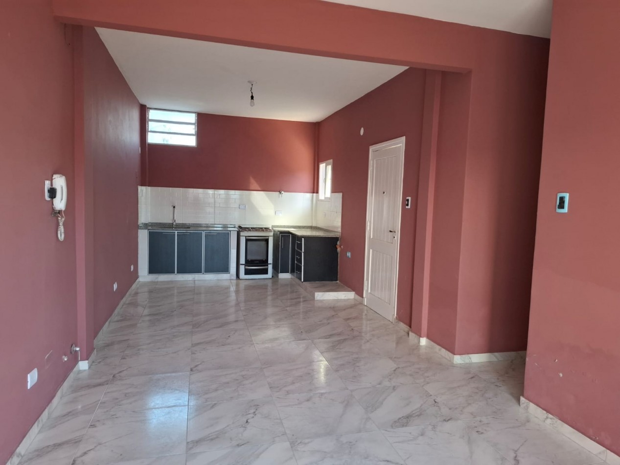 ALQUILER departamento de 2 ambientes en SAN JUSTO