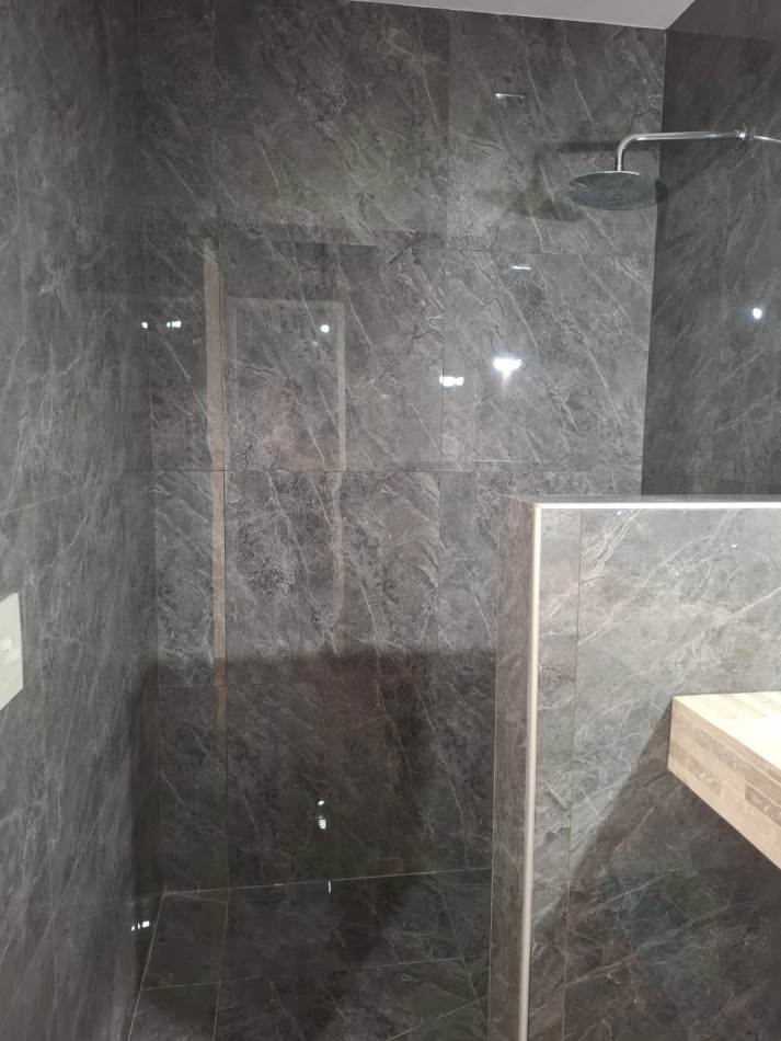 VENTA DE CASA DE 4 AMBIENTES a ESTRENAR EN MORON