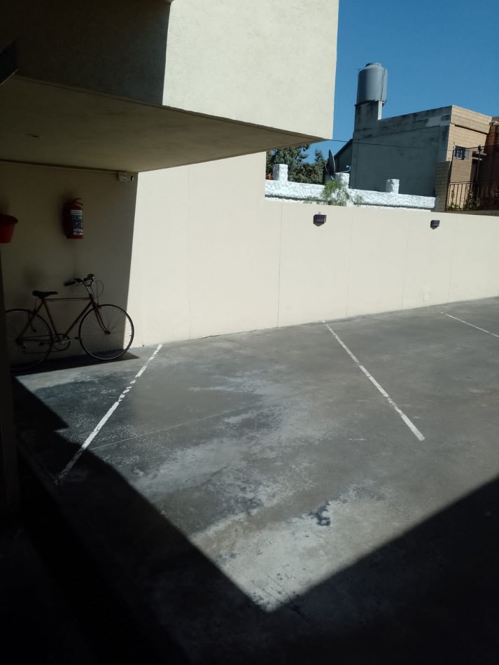 VENTA DE DEPARTAMENTO DE 2 AMBIENTES EN MORON