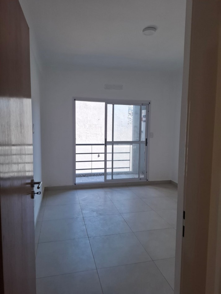 ALQUILER DE DEPARTAMENTO DE 2 AMBIENTES EN SAN JUSTO