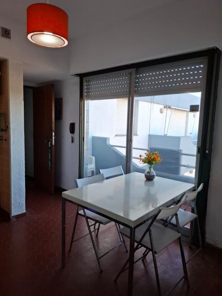 VENTA de departamento de 2 ambientes en Villa Gesell 