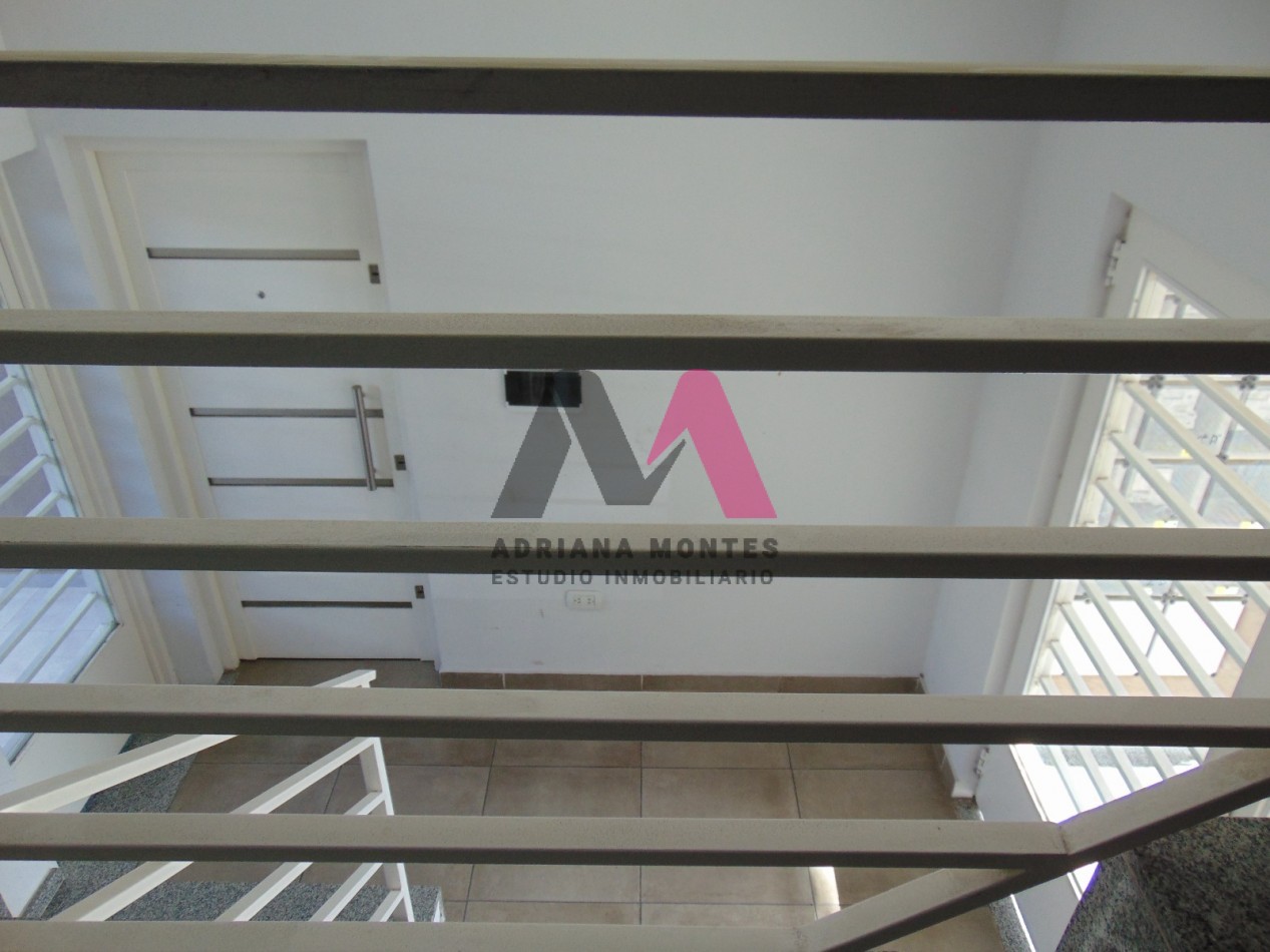 VENTA de departamento monoambiente en san justo