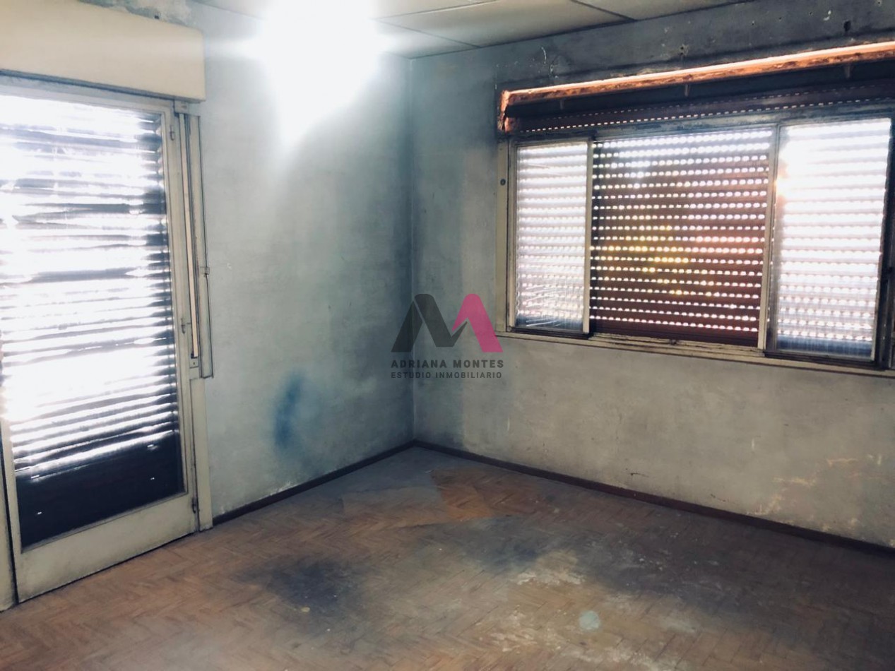 VENTA  PH 3 AMBIENTES EN CASTELAR