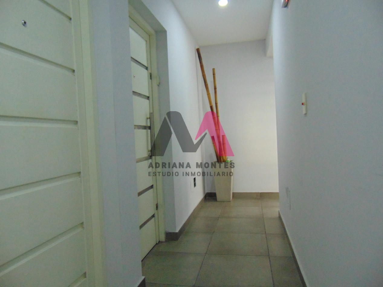 VENTA de departamento monoambiente en san justo
