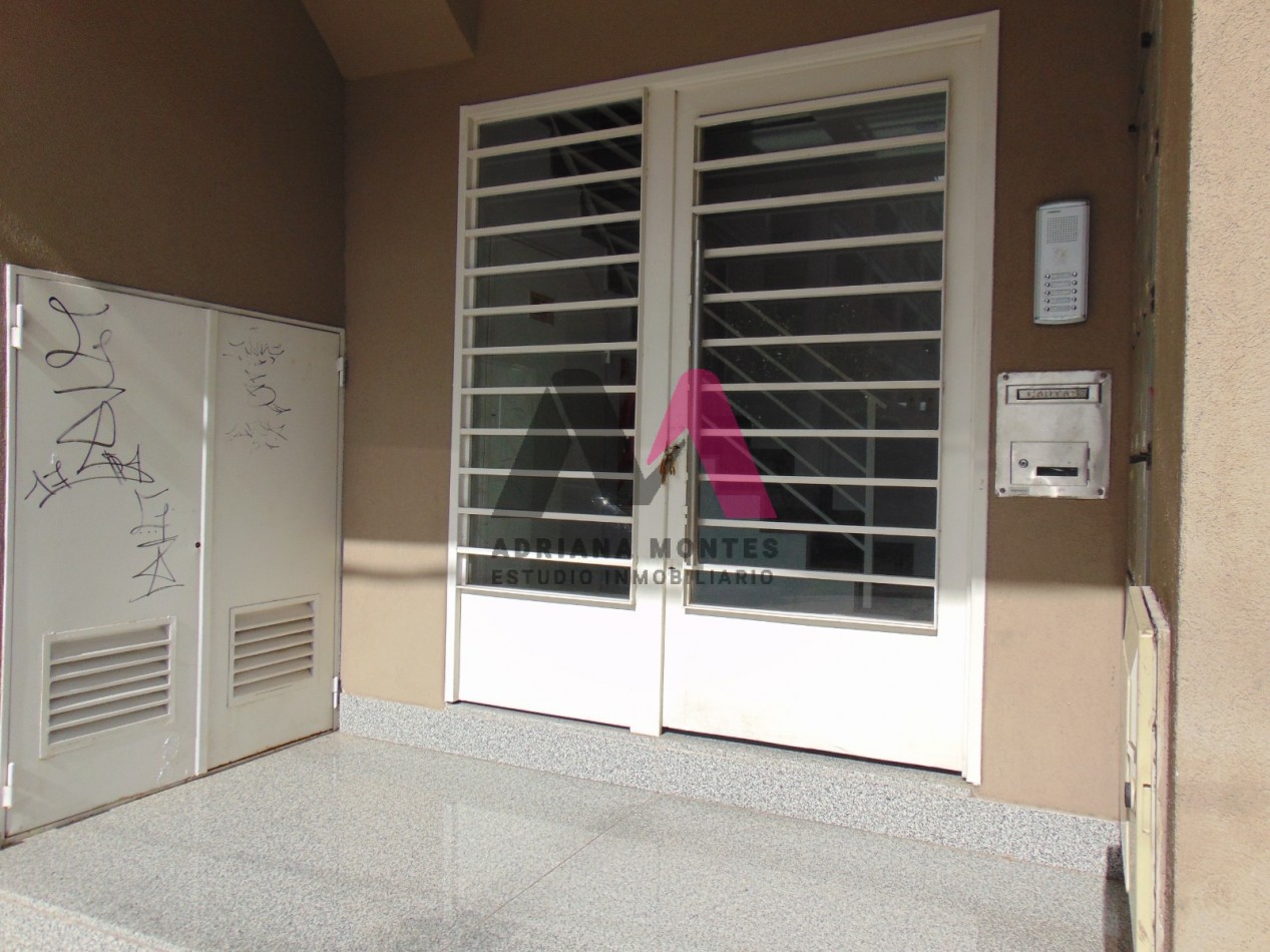 VENTA de departamento monoambiente en san justo