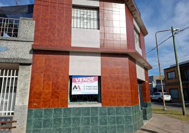 VENTA DE CASA DE 3 AMBIENTES EN ISIDRO CASANOVA