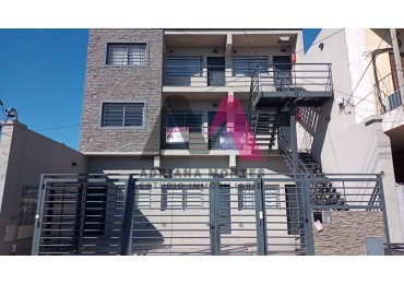VENTA Departamento  2 ambientes  planta baja en SAN JUSTO